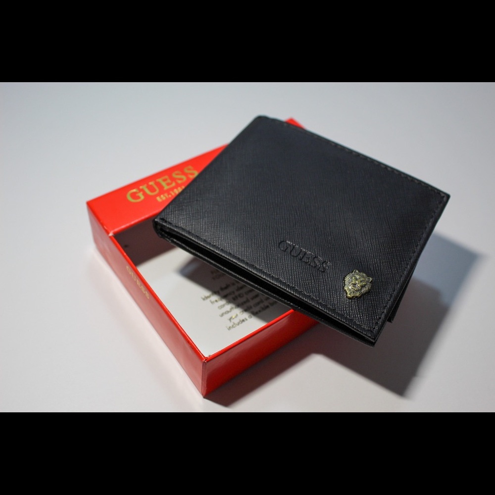 Guess Wallet